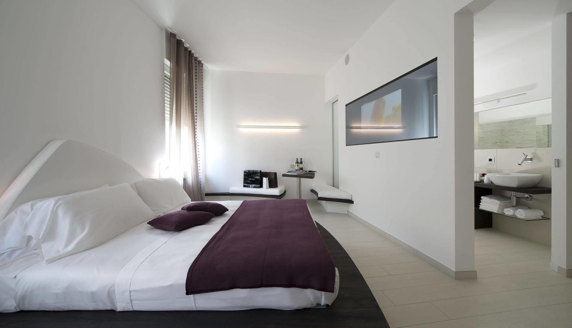 Aparthotel Duomo Milano Ngoại thất bức ảnh